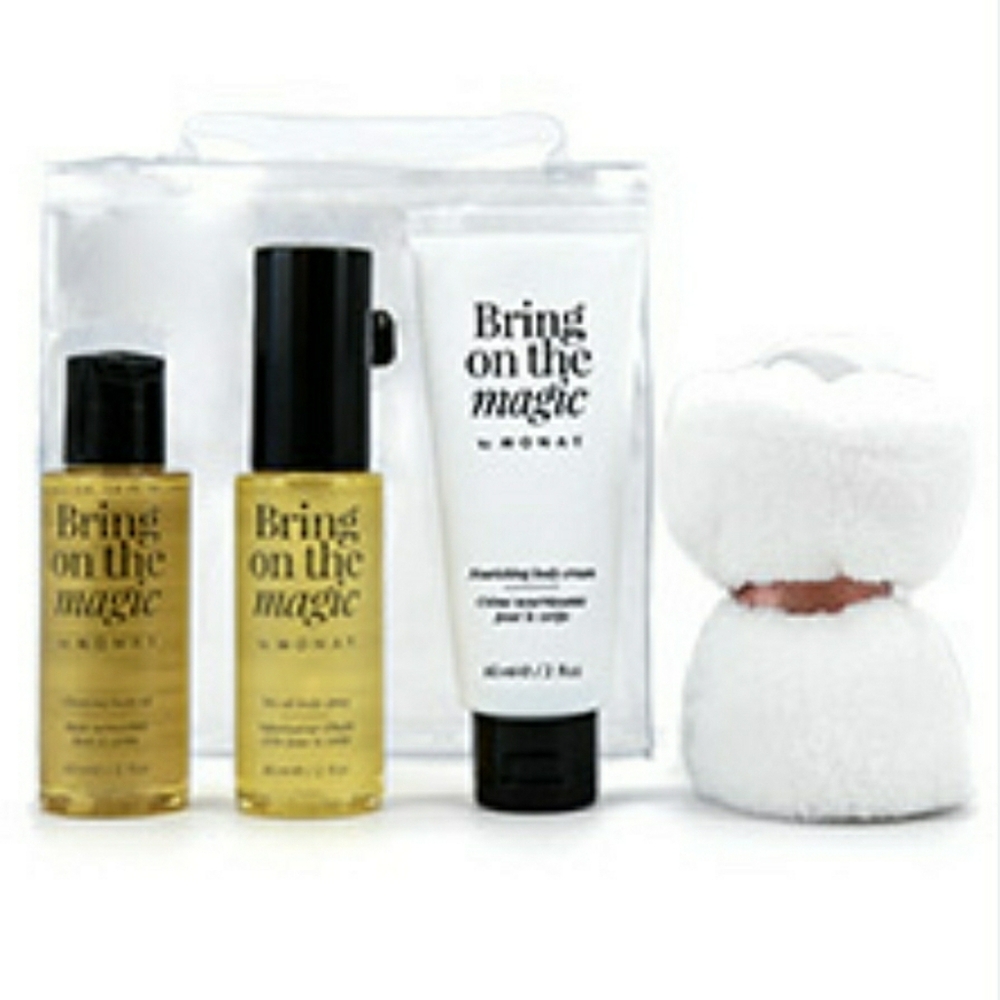Monat Bring On The Magic Set